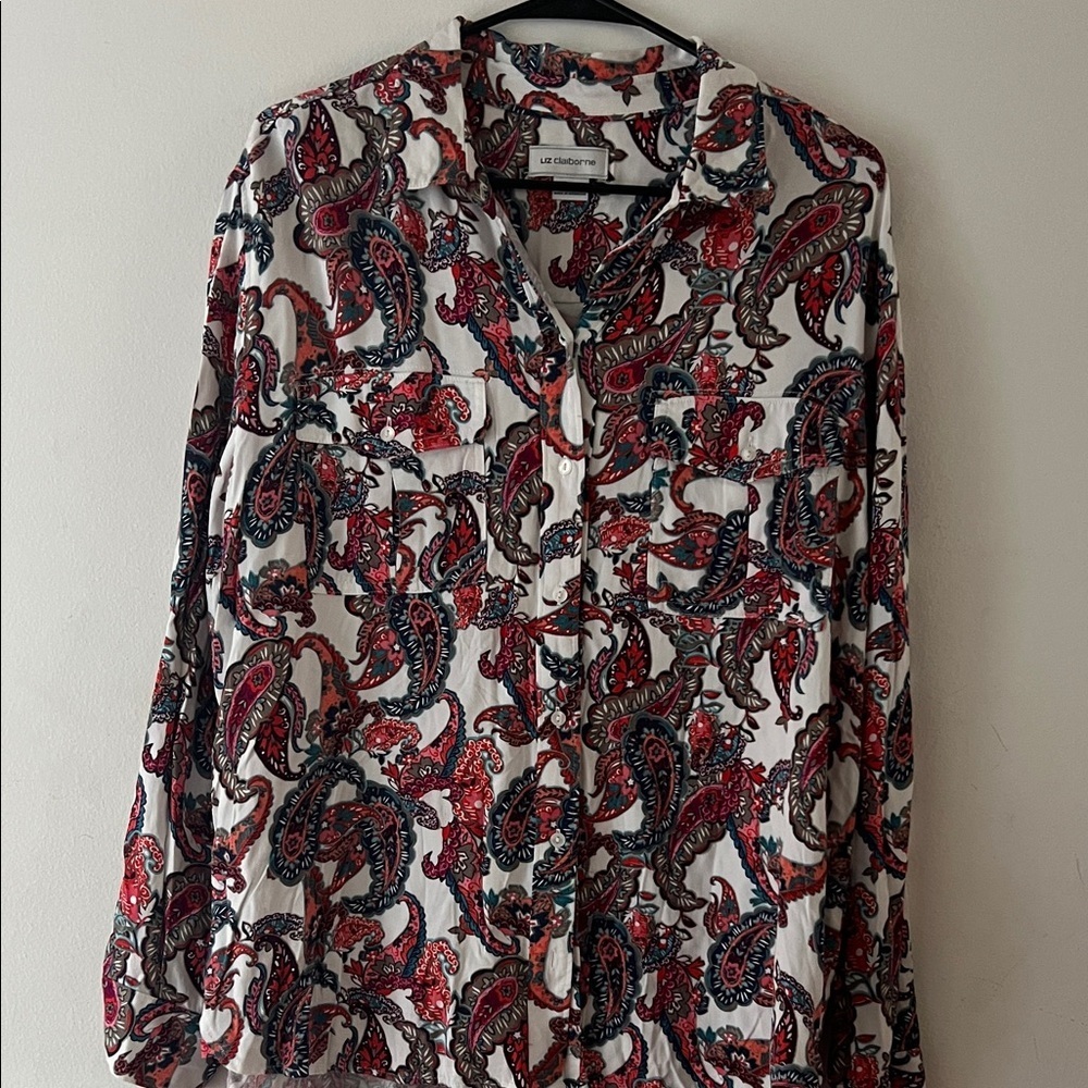 Liz Claiborne Red and Black Paisley Button-Down Shirt size L